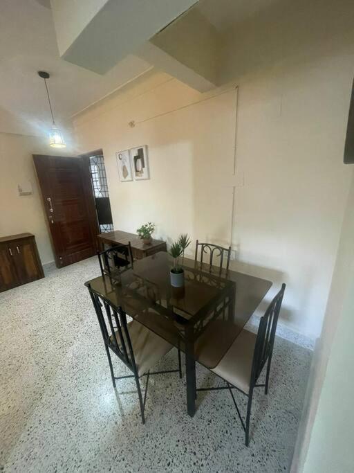 Lovely 1 Bedroom Hall At Koregaon Park Pune