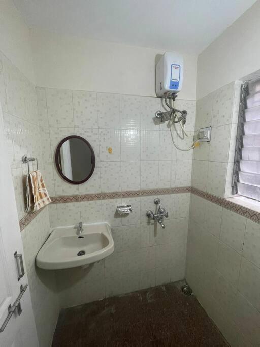 Apartment Lovely 1 Bedroom Hall At Koregaon Park